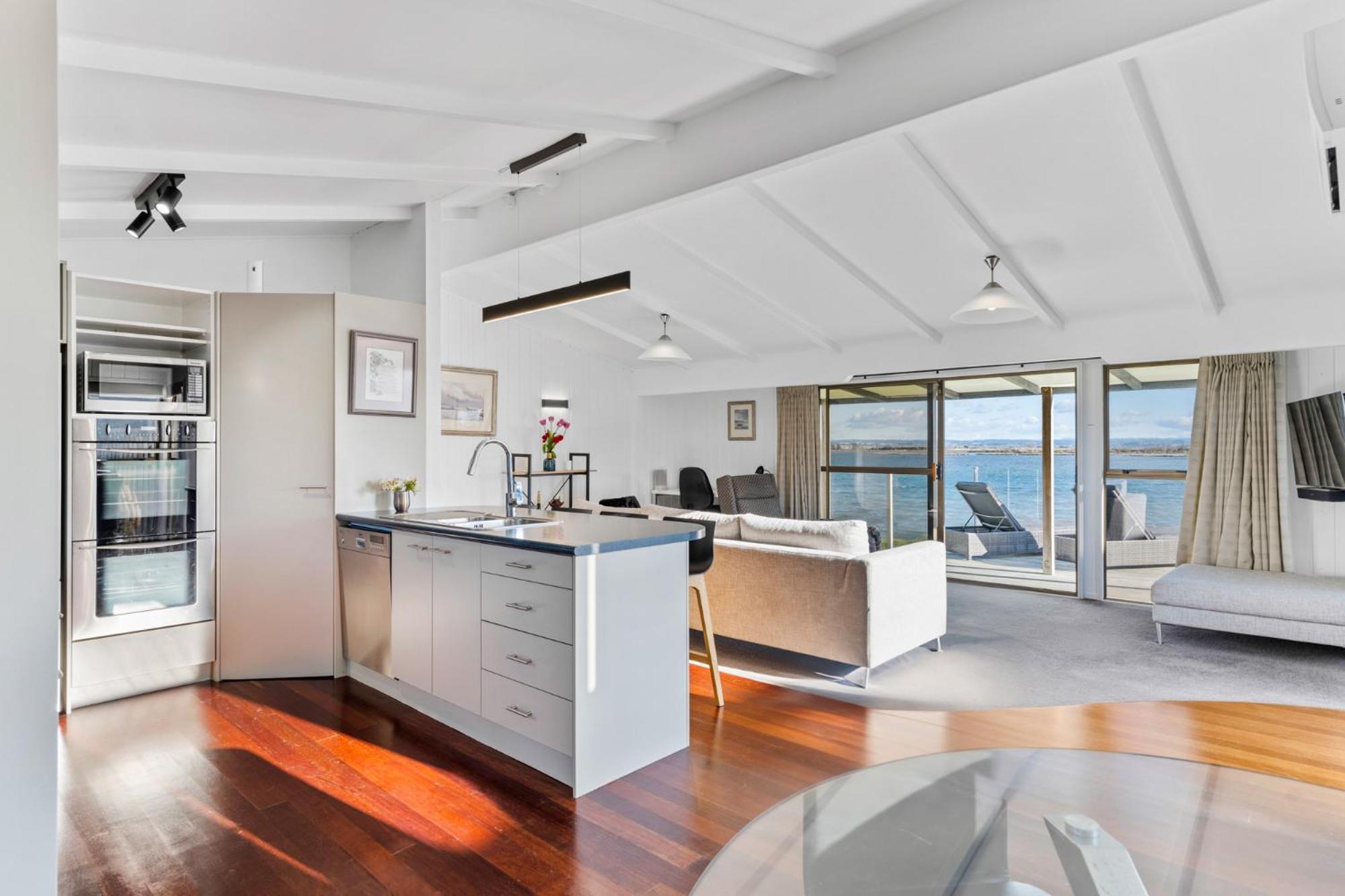 Pukehina Estuary Sunset Views Holiday Home Exterior foto
